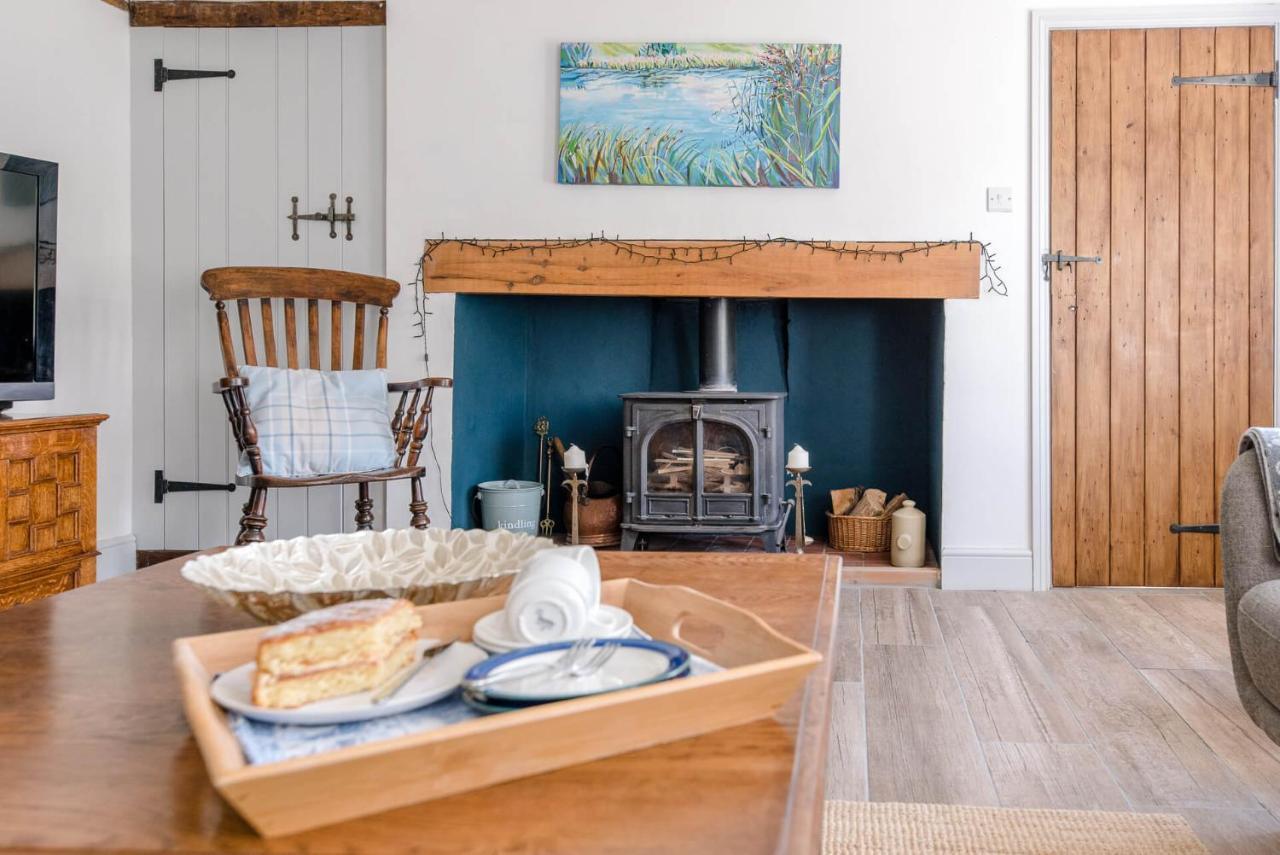 3 Vicarage Cottages Bruisyard Air Manage Suffolk 萨克斯曼德姆 外观 照片
