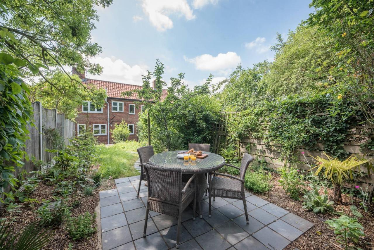 3 Vicarage Cottages Bruisyard Air Manage Suffolk 萨克斯曼德姆 外观 照片